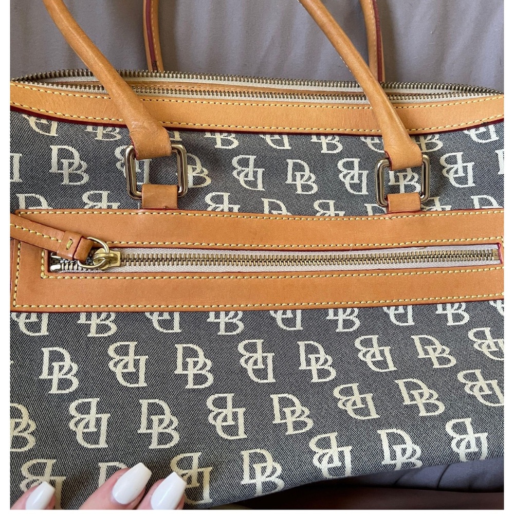 dooney &burke purse - Picture 2 of 8